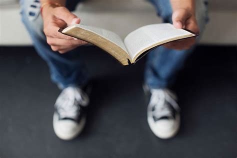 Powerful Youth Devotions on Faith: 16 Resources for Teens.